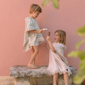 
                  
                    Poncho - Torres Novas - 2-4 år - Grøn
                  
                